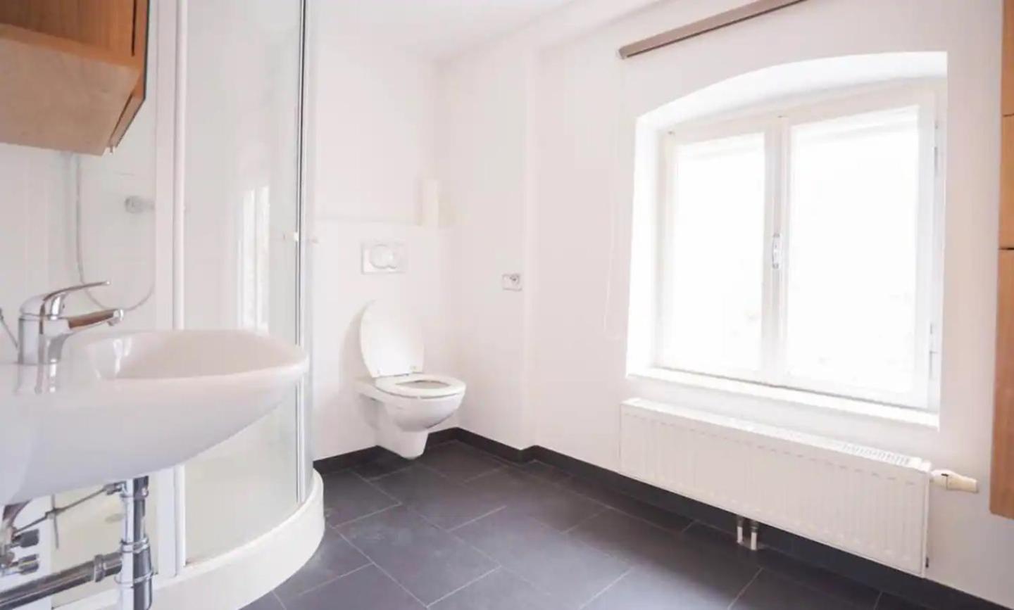Ferienwohnung Authentic Austrian Flat In The South Of Vienna Modling Exterior foto