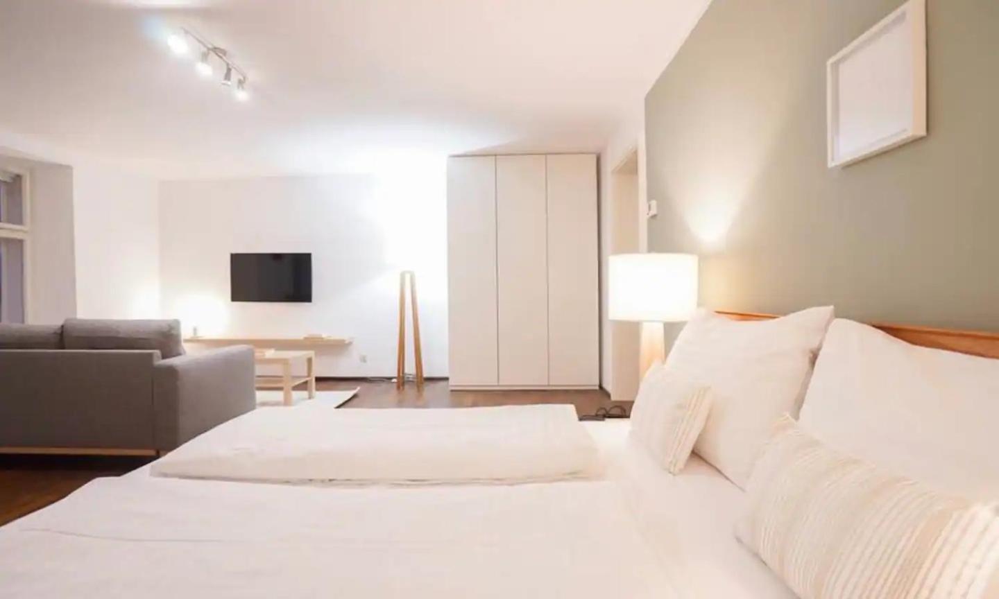 Ferienwohnung Authentic Austrian Flat In The South Of Vienna Modling Exterior foto