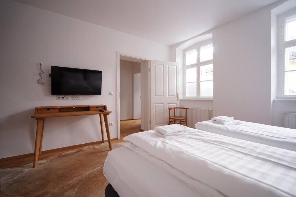 Ferienwohnung Authentic Austrian Flat In The South Of Vienna Modling Exterior foto